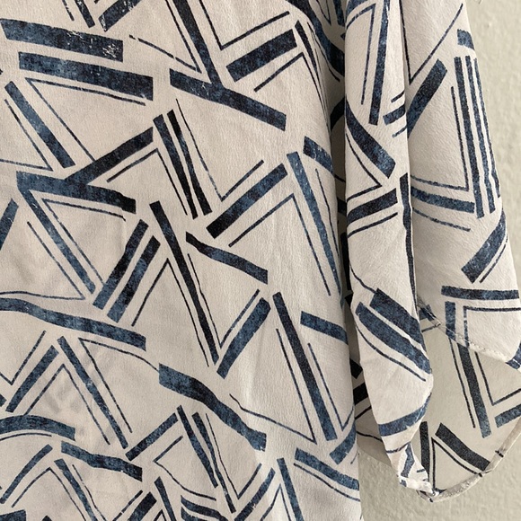 Silk Patterned Top - Picture 3 of 5